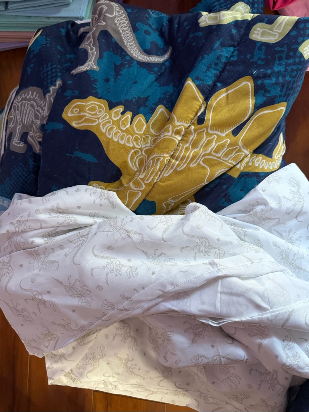 Kids Dinosaur Print comforter and sheets- White and Navy